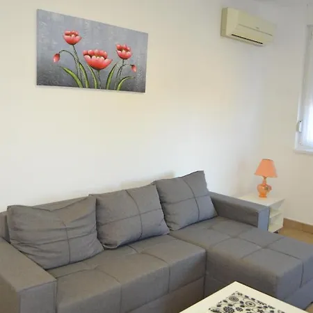 Tabby 2 Apartman * Subotica